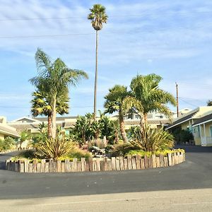 Beach Bungalow Inn And Suites